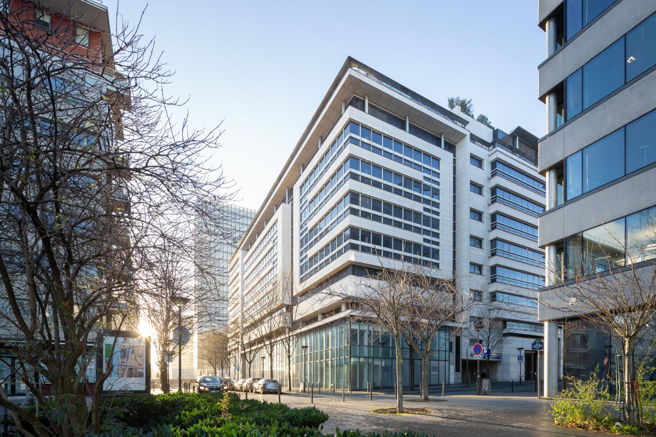 Bureau Paris 16992m² Location bureau Paris OLBUR2204564 0